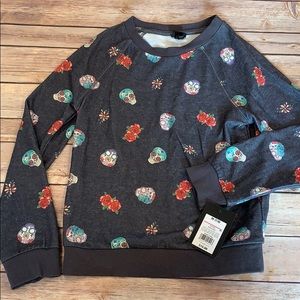 NWT Art Class Skull sweatshirt. Size 8